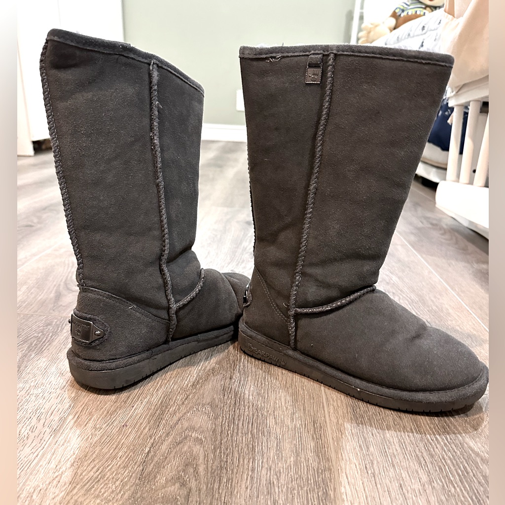 Bear Paw Winter Boots Size 6